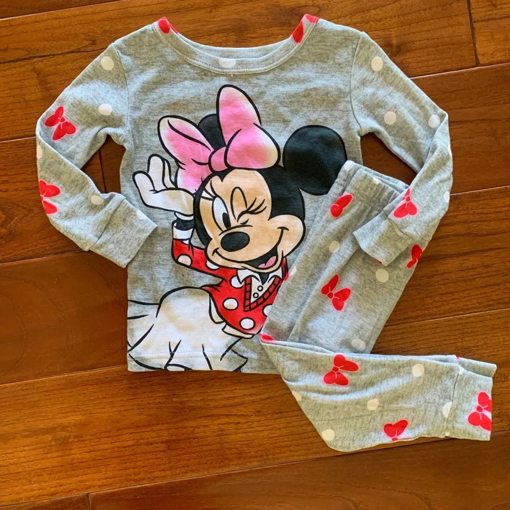 Girls Pajama Sets 4 piece Lot Size 2T Hearts Valentines Disney Minnie Old Navy